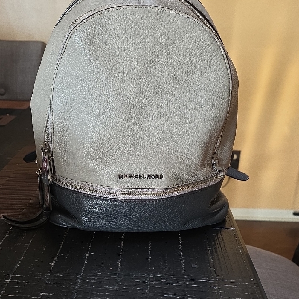 Michael Kors Gray and Black Womens Backpack - Picture 1 of 16